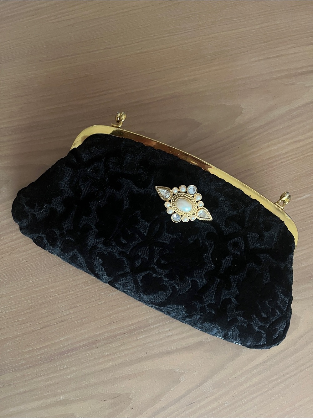 Vintage Black velvet flocked kiss clasp, floral clutch